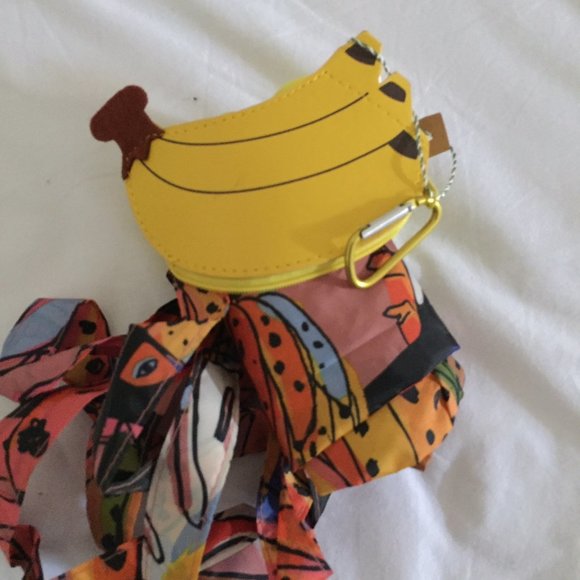 FARM Rio "Banana" Tote Bag NWT - Picture 3 of 4